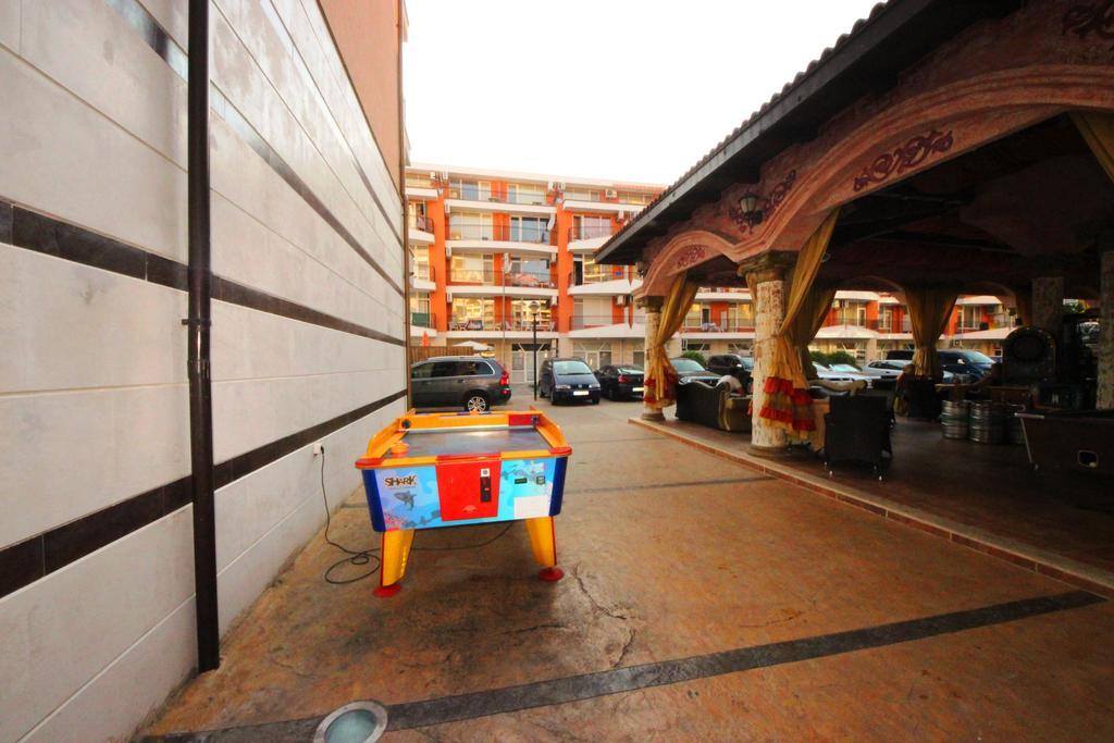 Menada Apartments In Karolina Sunny Beach Exterior foto