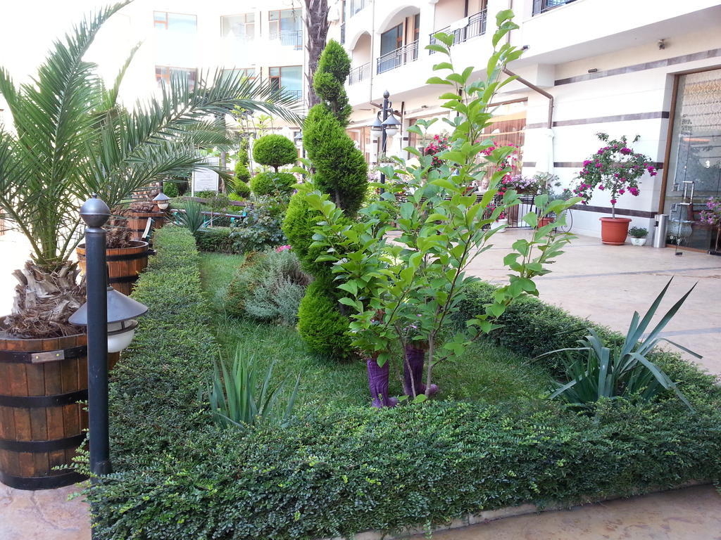 Menada Apartments In Karolina Sunny Beach Exterior foto