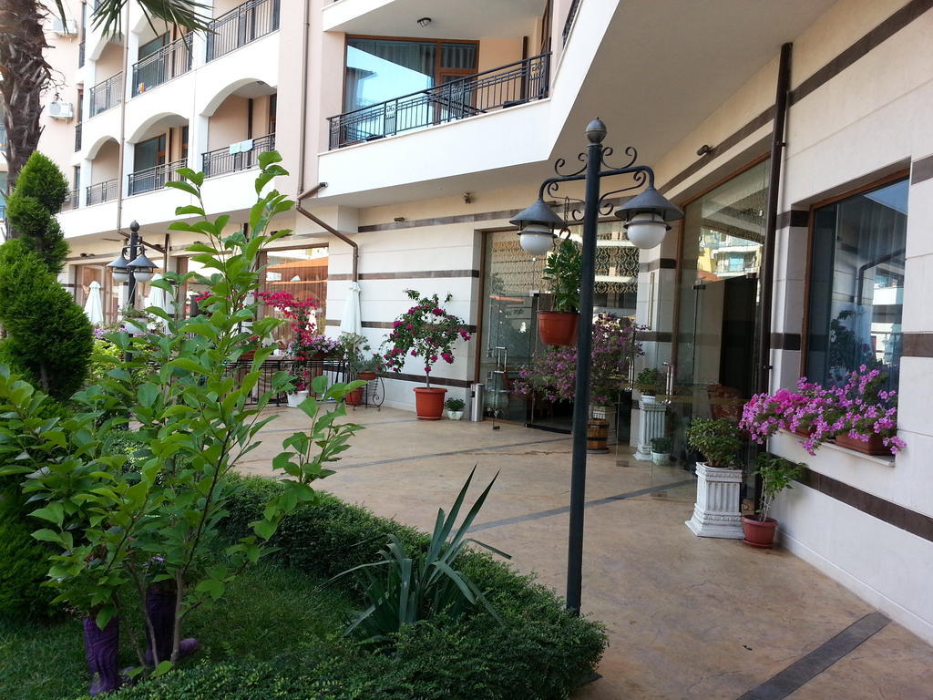 Menada Apartments In Karolina Sunny Beach Exterior foto