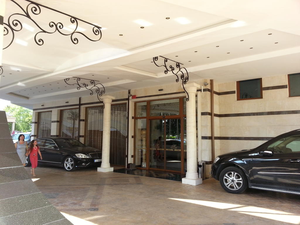 Menada Apartments In Karolina Sunny Beach Exterior foto